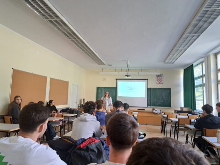 8c4b5588-ca3d-486a-bbad-3829ce503885